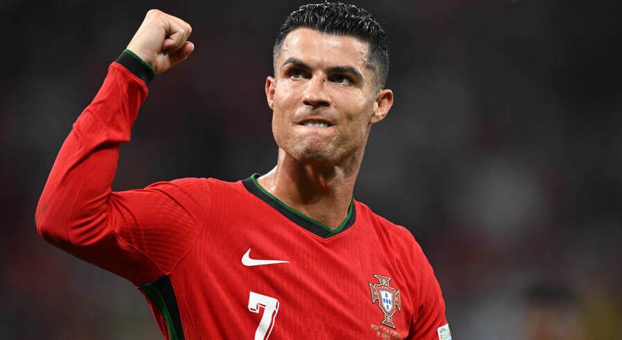 Cristiano Ronaldo es convocado para su sexto Mundial. FOOT11