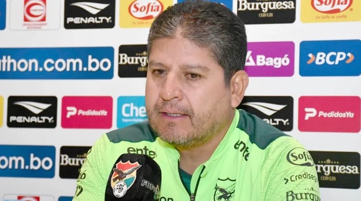 Óscar Villegas, Director Técnico de la selección boliviana. APG.
