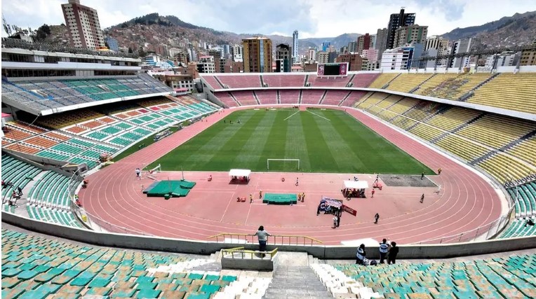 Estadio Hernando Siles de La Paz. ARCHIVO.