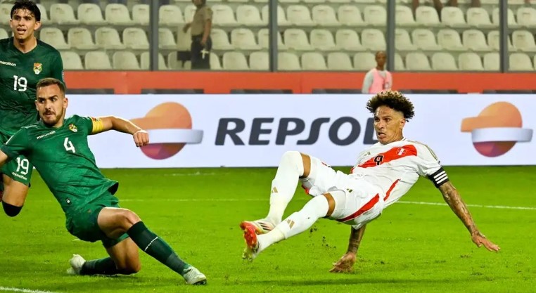 Perú vs Bolivia por Eliminatorias pasadas. ARCHIVO.